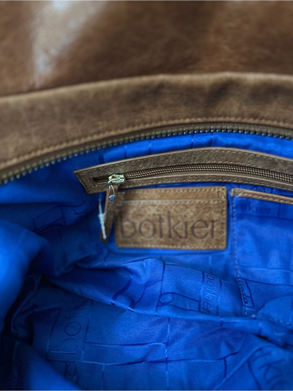 Botkier - Legacy Satchel - Leather with Gold Hardware - Picture 9 of 16